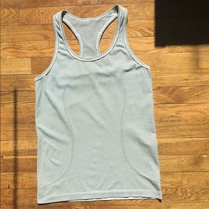Lululemon tank top size 8
